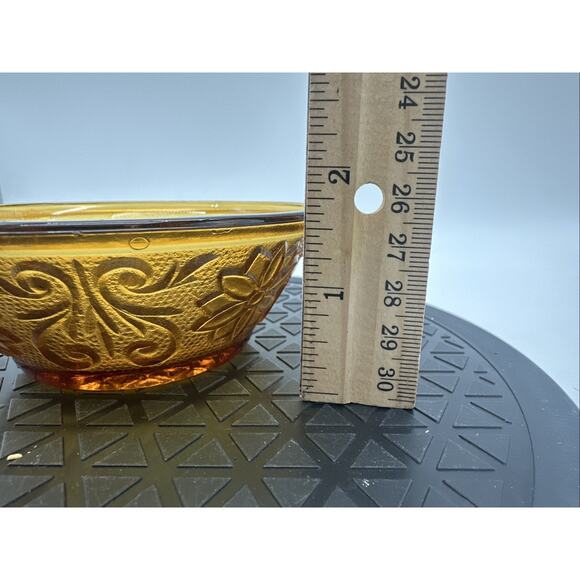 Set of 4 Tiara Amber Sandwich Plates Dessert Bowls - Picture 4 of 4